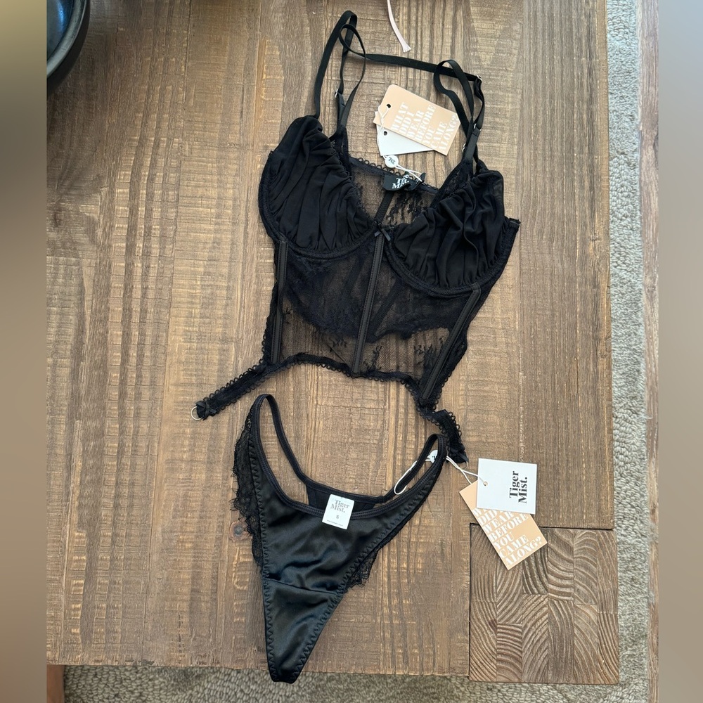 NWT Tiger Mist Lingerie Set